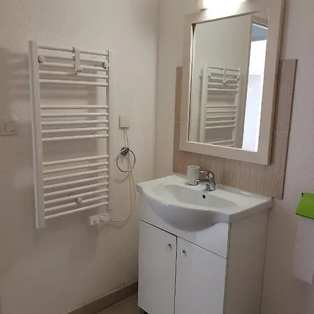 Casa de Férias Marysabel , Maison T4 Duplex, Résidence De Melody Avec 2 Piscines, à 500 M *